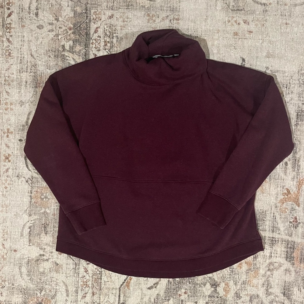 Athleta turtleneck sweatshirt